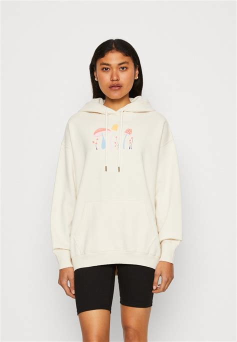 american eagle oversized hoodie.